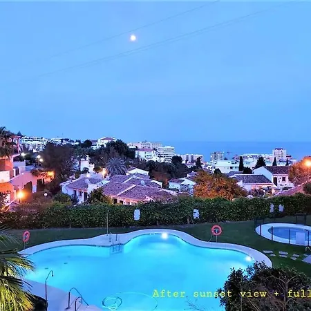 Sunny Lovely 2 Bedroom With Pool *