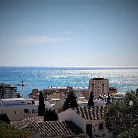 Apartment Sunny Lovely 2 Bedroom With Pool