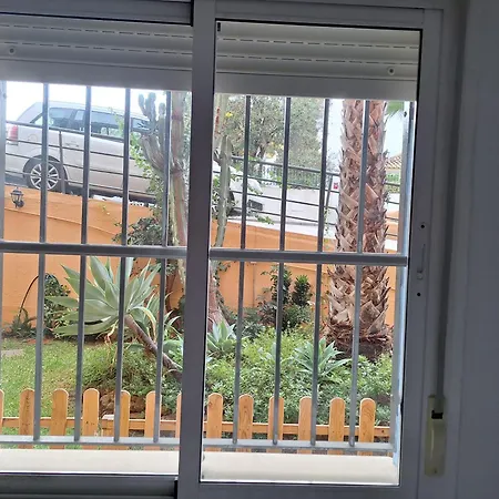Apartment Sunny Lovely 2 Bedroom With Pool