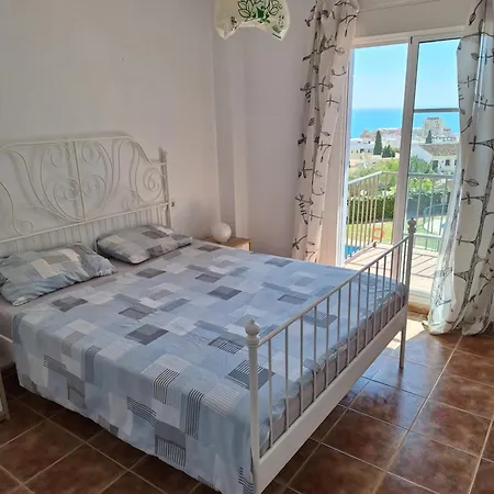 Sunny Lovely 2 Bedroom With Pool Apartment Fuengirola